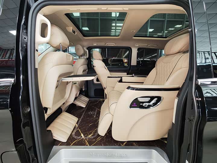 Mercedes-Benz V-Class 2022 2022款 V 260 领航版