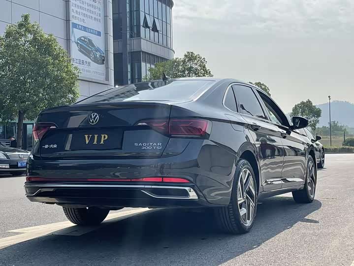 Volkswagen Sagitar L 2024 2024款 300TSI DSG超越版