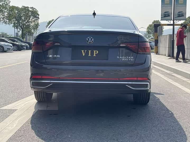 Volkswagen Sagitar L 2024 2024款 300TSI DSG超越版