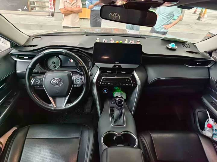 Toyota Harrier 2022 2022款 2.0L CVT两驱进取版