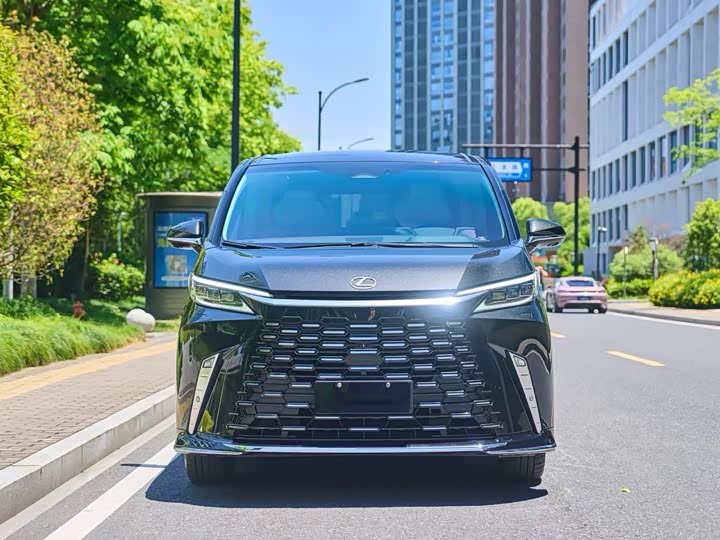 Lexus LM 2023 2023款 350h 七座隽雅版