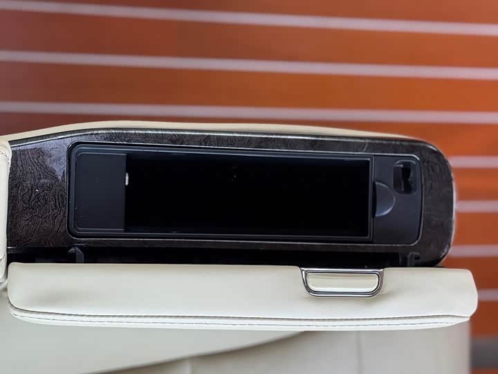 Toyota Coaster 2019 2019款 4.0L豪华车GRB53L-ZCMEK 20座9GR