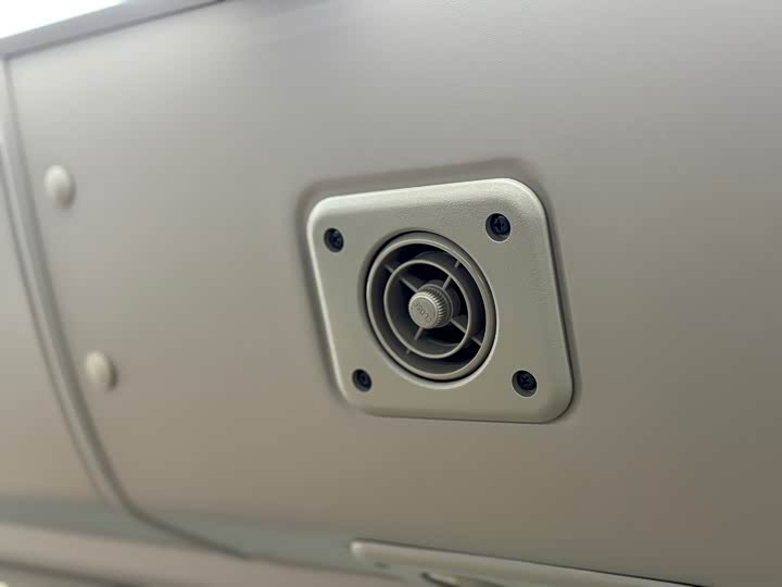 Toyota Coaster 2019 2019款 4.0L豪华车GRB53L-ZCMEK 20座9GR