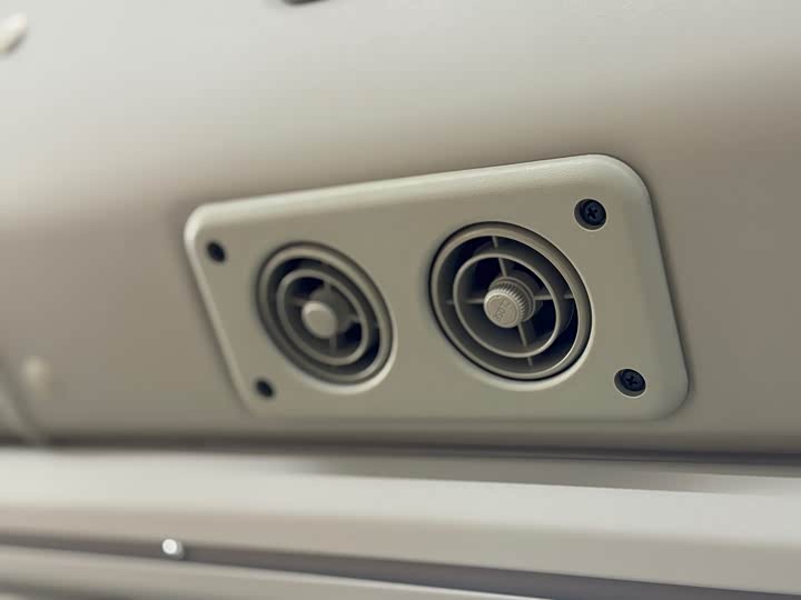 Toyota Coaster 2019 2019款 4.0L豪华车GRB53L-ZCMEK 20座9GR