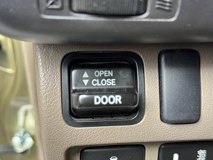 Toyota Coaster 2019 2019款 4.0L豪华车GRB53L-ZCMEK 20座9GR