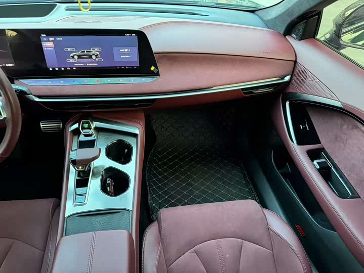 MG Motor 7 2025 2025款 2.0T Trophy+ 超级智驾版