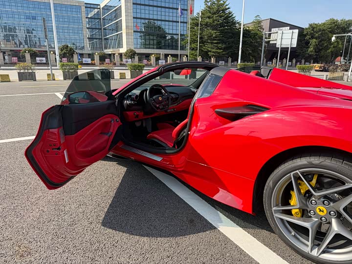 Ferrari F8 2020 2020款 Spider 3.9T V8