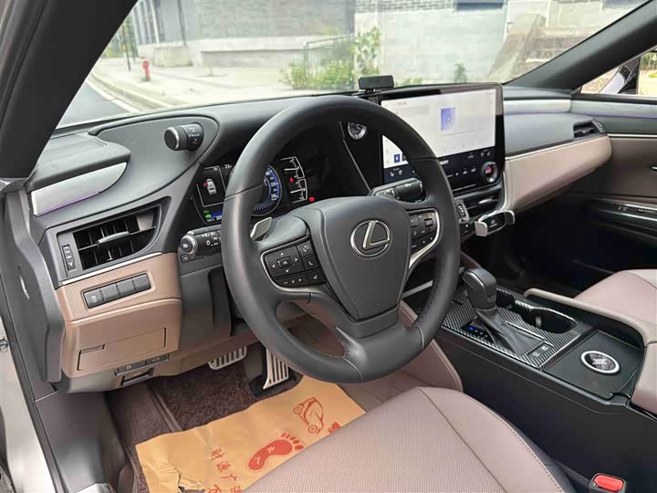 Lexus ES 2025 2025款 300h 臻享版