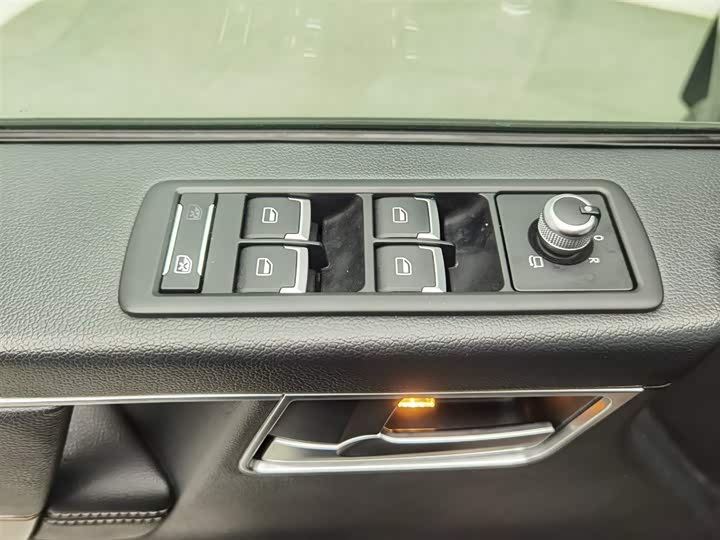 BAIC Beijing BJ80 2020 2020款 2.3T 自动卓越致敬版