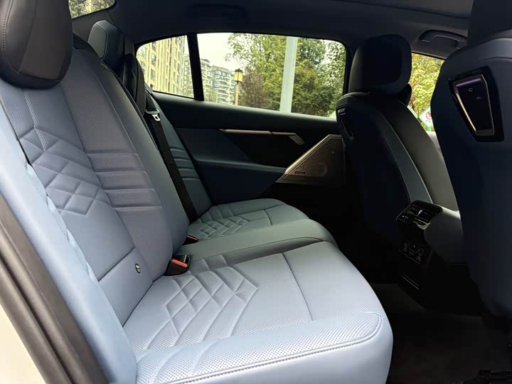 BMW 5 Series 2024 2024款 530Li 尊享型 M运动套装