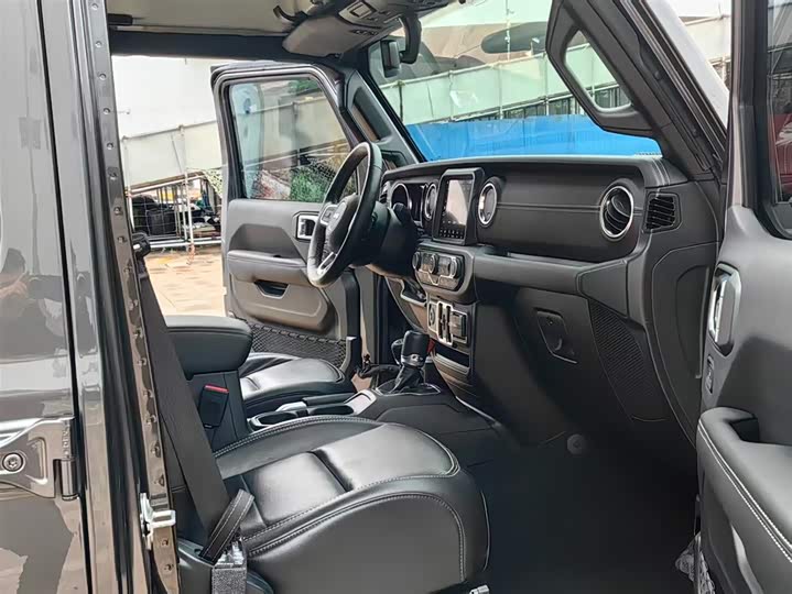 Jeep Gladiator 2022 2022款 3.6L 先行版