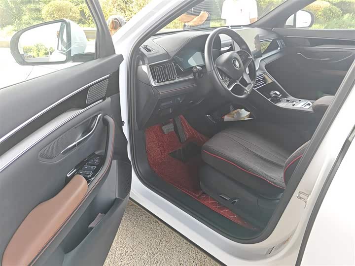 BYD Song Plus 2020 2020款 1.5T 自动尊贵型