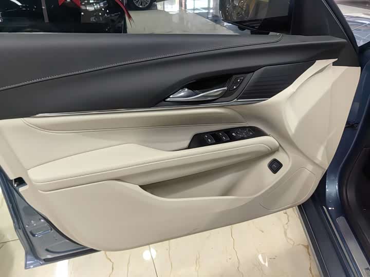 Cadillac CT4 2023 2023款 25T 风尚型