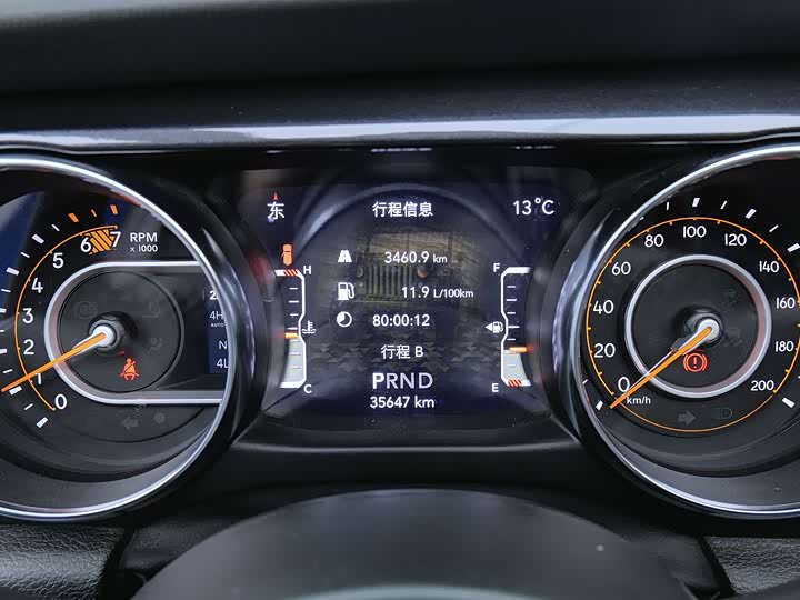 Jeep Wrangler 2022 2022款 2.0T 高地四门版