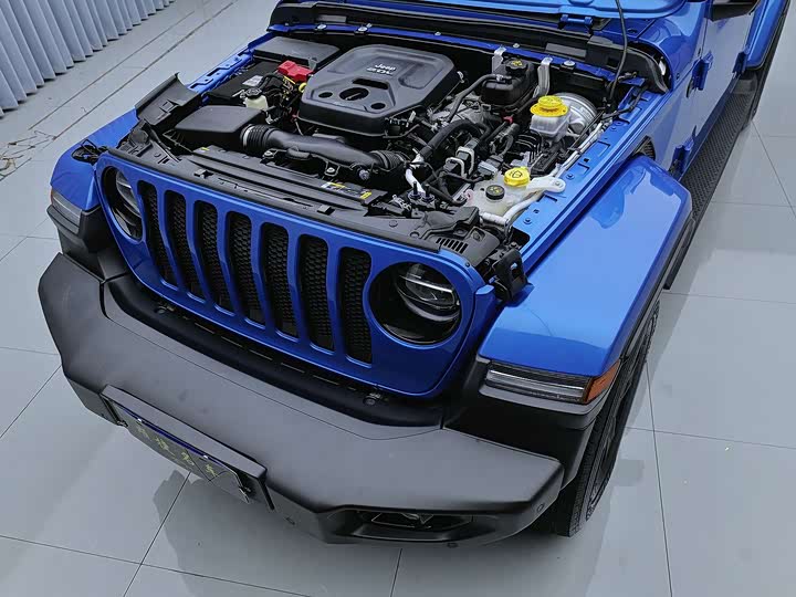Jeep Wrangler 2022 2022款 2.0T 高地四门版