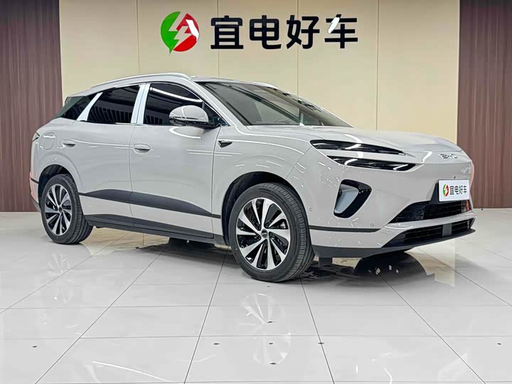 2025 BYD Sea Lion 06 Hybrid/EV
