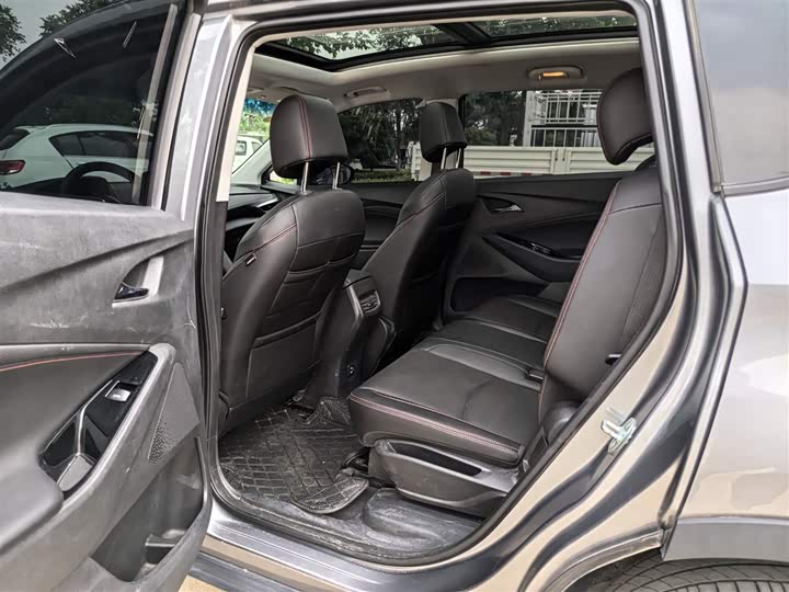 Chevrolet Orlando 2020 2020款 轻混 Redline 530T 自动纵享版（5+2款）