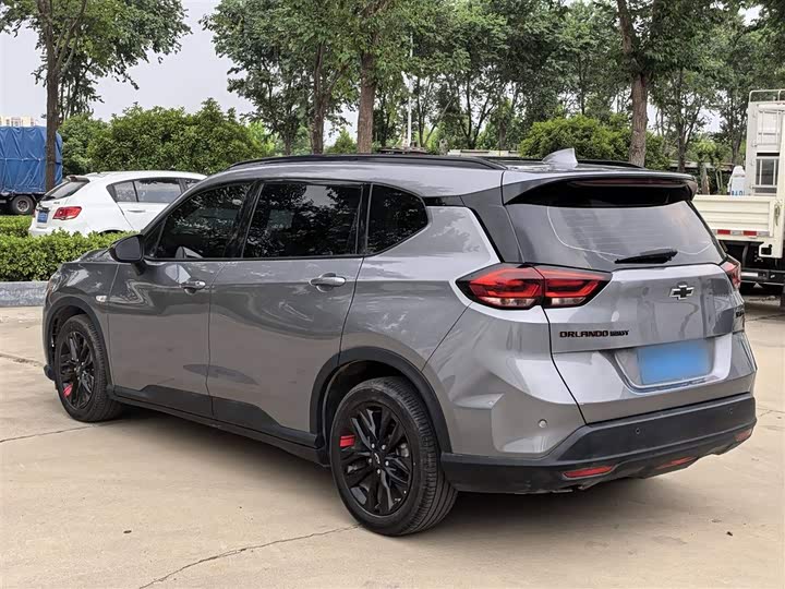 Chevrolet Orlando 2020 2020款 轻混 Redline 530T 自动纵享版（5+2款）