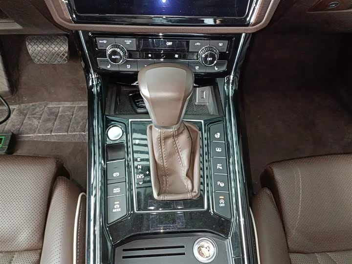 Volkswagen Phideon 2021 2021款 380TSI 尊贵版