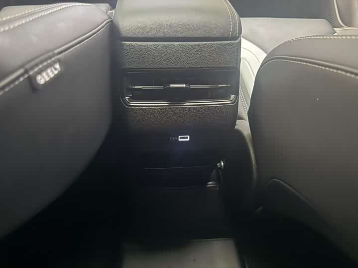 Geely Binrui 2024 2024款 缤瑞COOL 1.5T DCT冠军版