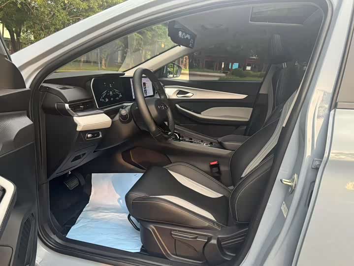 Geely Binrui 2024 2024款 缤瑞COOL 1.5T DCT冠军版