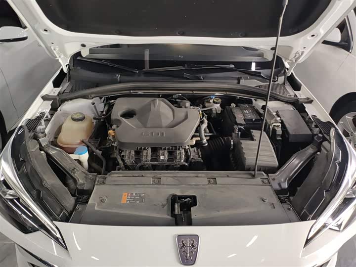 Roewe i5 2023 2023款 1.5L CVT尊荣版