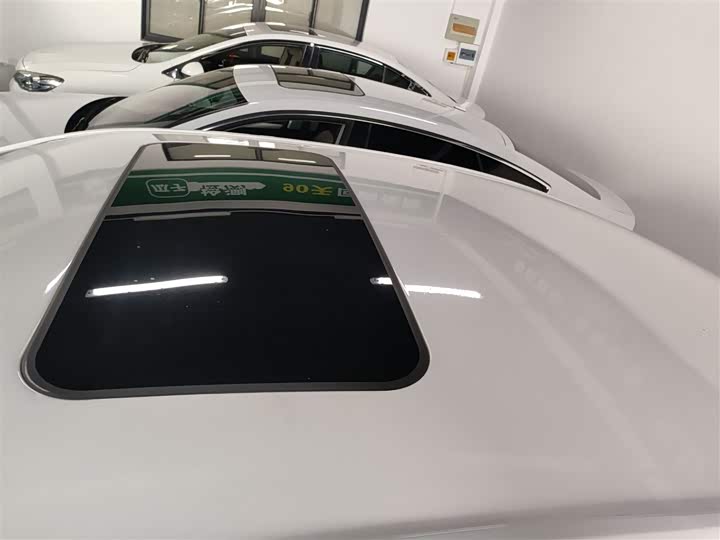 Roewe i5 2023 2023款 1.5L CVT尊荣版