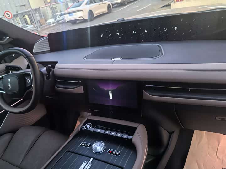Lincoln Navigator 2025 2025款 3.5T 总统版