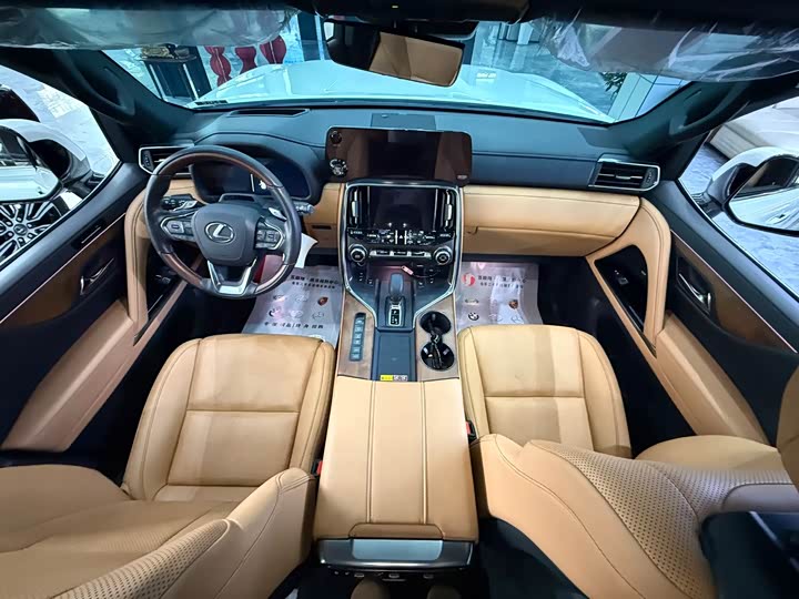 Lexus LX 2025 2025款 700h 领界版
