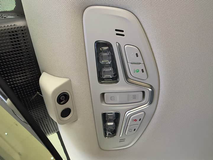 GAC Trumpchi Emkoo 2022 2022款 1.5T 超新星Max版