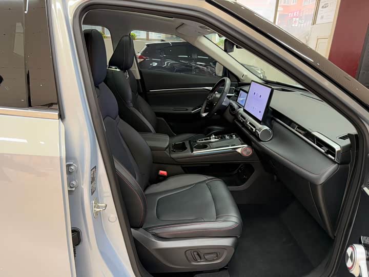 GAC Trumpchi Emkoo 2022 2022款 1.5T 超新星Max版