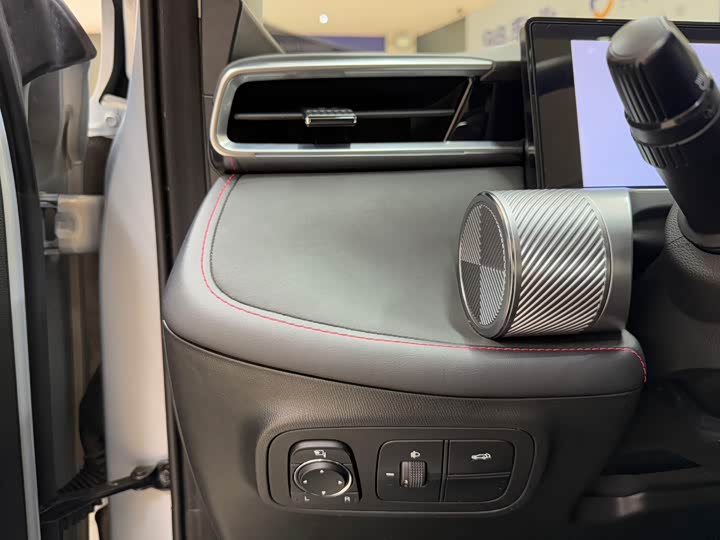 GAC Trumpchi Emkoo 2022 2022款 1.5T 超新星Max版