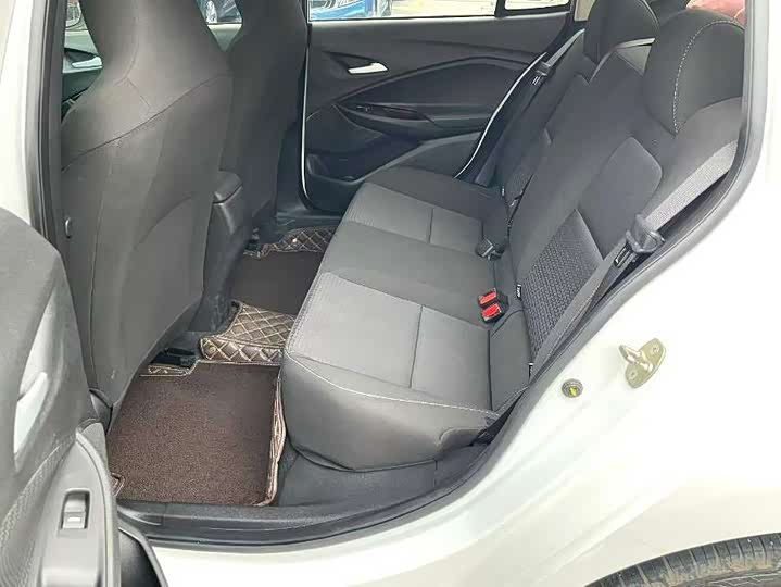 Chevrolet Onix (Cavalier) 2021 2021款 325T 自动欣悦版