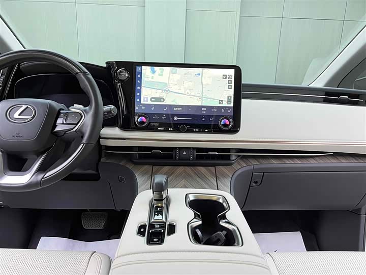 Lexus LM 2023 2023款 500h 六座尊崇版