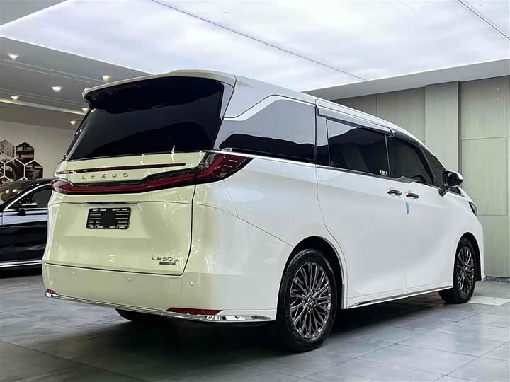 Lexus LM 2023 2023款 500h 六座尊崇版
