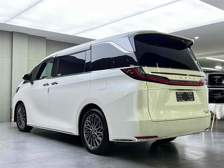 Lexus LM 2023 2023款 500h 六座尊崇版