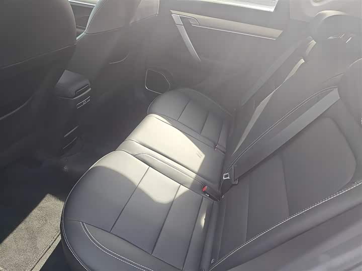 Geely Coolray 2025 2025款 1.5L CVT 超能