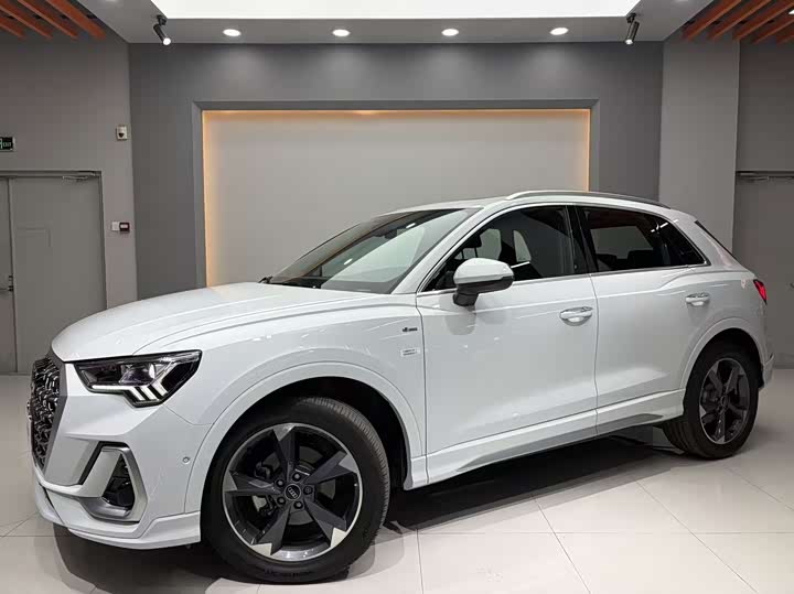 Audi Q3 2024 2024款 35 TFSI 时尚动感型