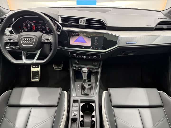 Audi Q3 2024 2024款 35 TFSI 时尚动感型