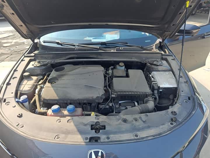 Changan UNI-V Hybrid 2024 2024款 蓝鲸智电iDD 136km 智酷型