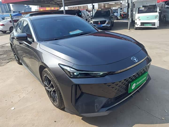 Changan UNI-V Hybrid 2024 2024款 蓝鲸智电iDD 136km 智酷型