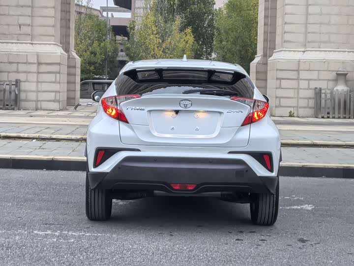 Toyota C-HR 2021 2021款 2.0L 舒适版