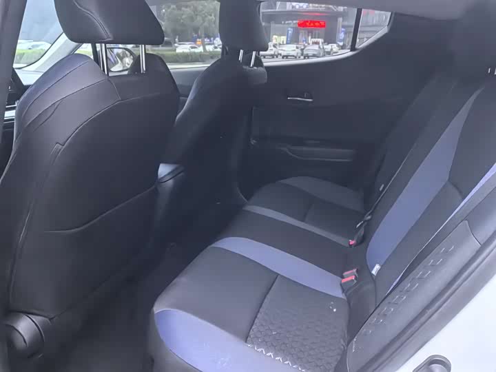 Toyota C-HR 2021 2021款 2.0L 舒适版