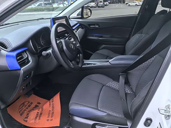 Toyota C-HR 2021 2021款 2.0L 舒适版