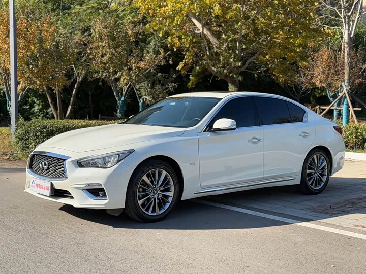 Infiniti Q50L 2021 2021款 2.0T 逸享版