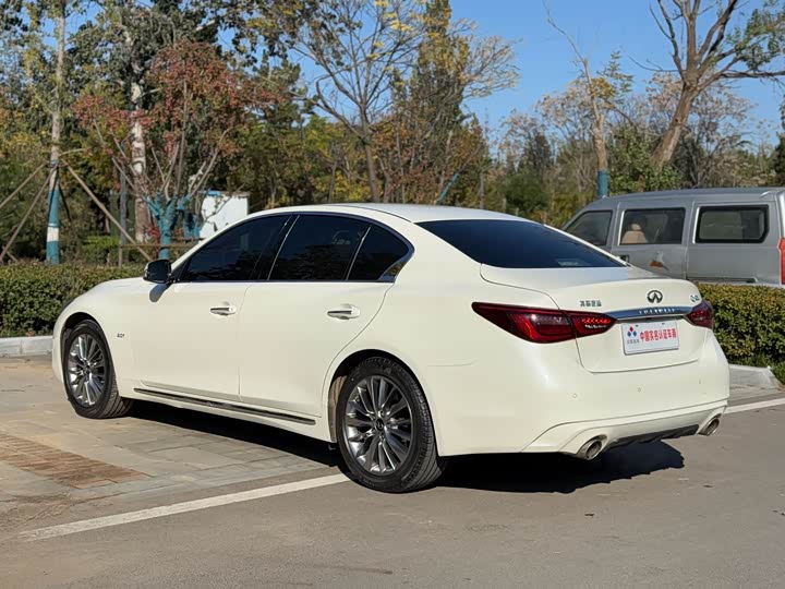 Infiniti Q50L 2021 2021款 2.0T 逸享版