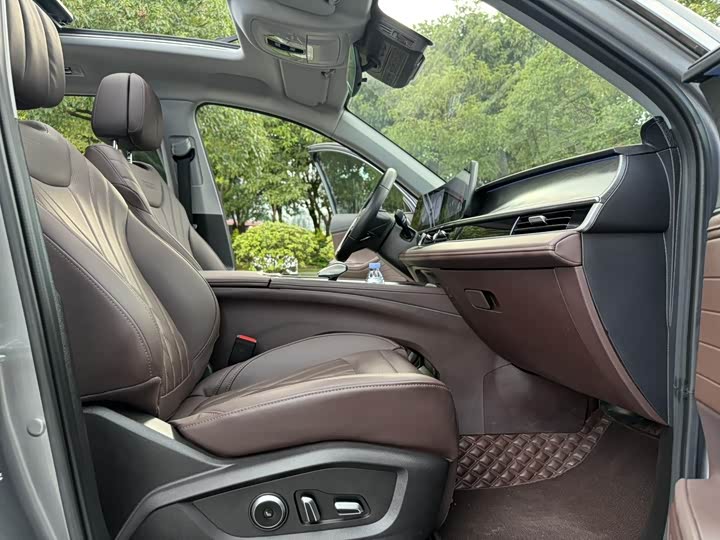 Chery Tiggo 8 Pro 2024 2024款 冠军版 290T 两驱巅峰版 7座