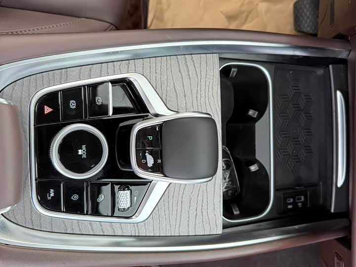 Chery Tiggo 8 Pro 2024 2024款 冠军版 290T 两驱巅峰版 7座