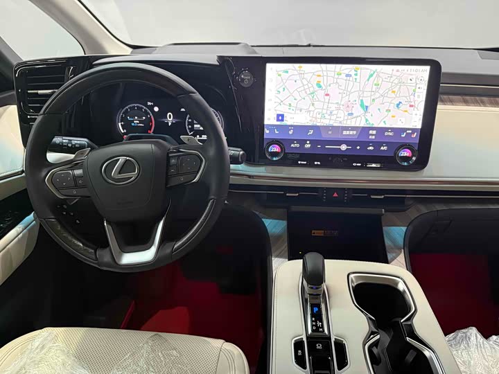 Lexus LM 2023 2023款 500h 六座尊崇版