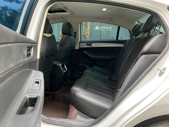 Chery Omoda S5 (Arrizo 5 Plus) 2021 2021款 小AI 1.5T CVT型PLUS